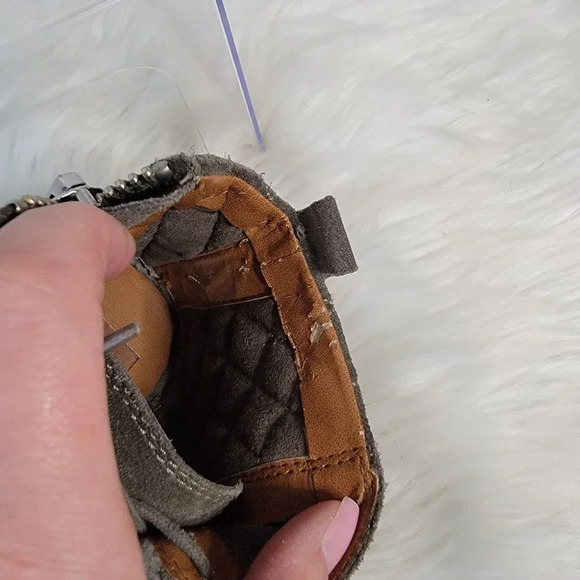 DOLCE VITA KALEN Quilted Suede Ankle Wedge Booties Ankle Boot Olive Size 8 - Picture 7 of 14